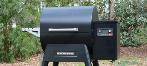 Traeger Ironwood 650 Smart Grill