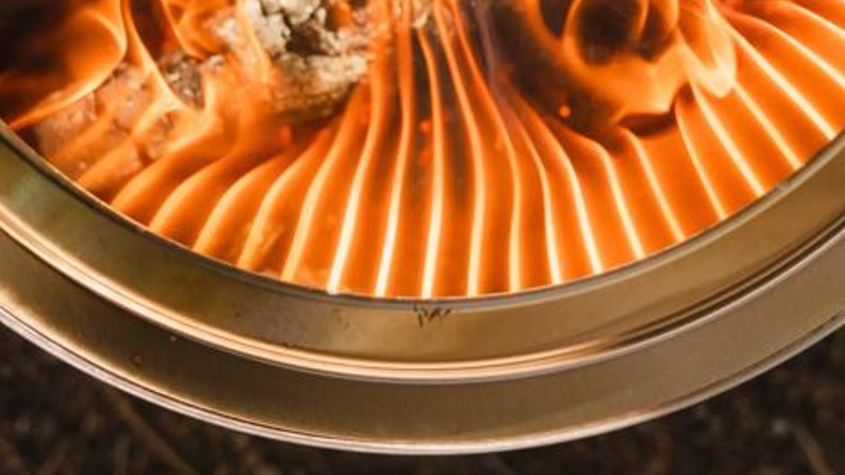 Ultimate Showdown: Solo Stove Bonfire 2.0 vs. Breeo Y Series ...